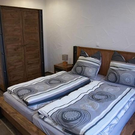 Ferienhaus Zum Haertschd Apartman Fischbach Kültér fotó